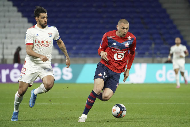 Ligue 1 Lille Snatch Victory From Lyon And Remain In Command In Front Of Psg And Monaco The Canadian