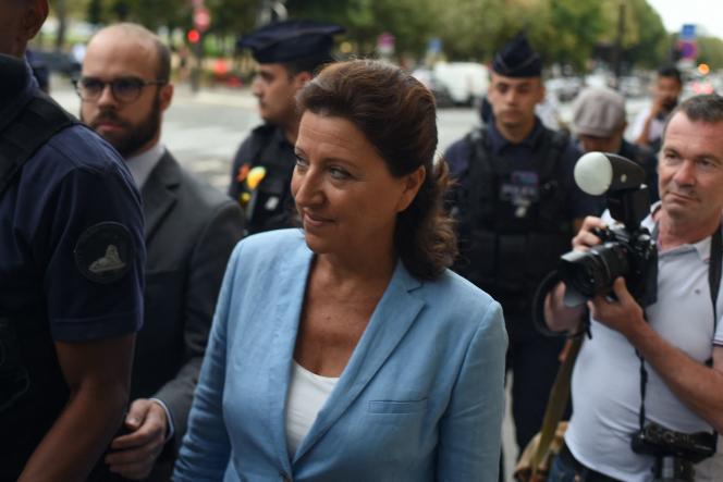 Former Minister of Health Agnès Buzyn arrives before the Court of Justice of the Republic on September 10, 2021.