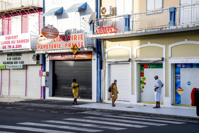 Non-essential businesses had to close to fight against the spread of the fourth wave of Covid-19 in Guadeloupe.  Pointe-à-Pitre, September 10, 2021.