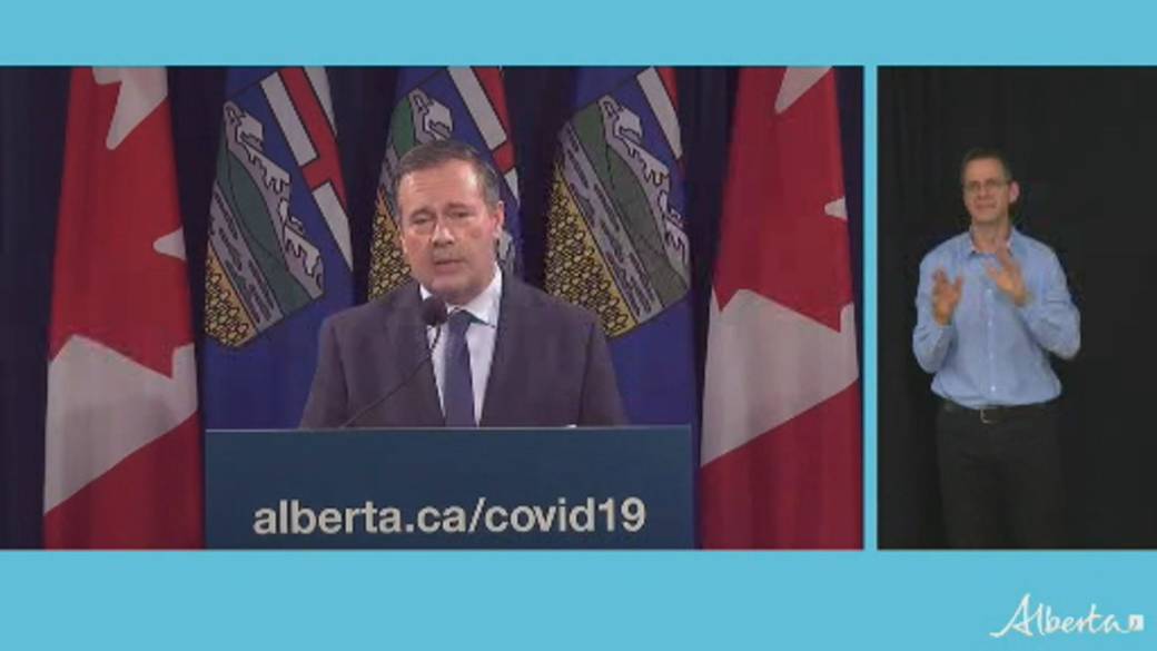 Click to play video: '' We may be left without staff and intensive care beds '- Kenney's dire warning when pandemic restrictions return to Alberta'
