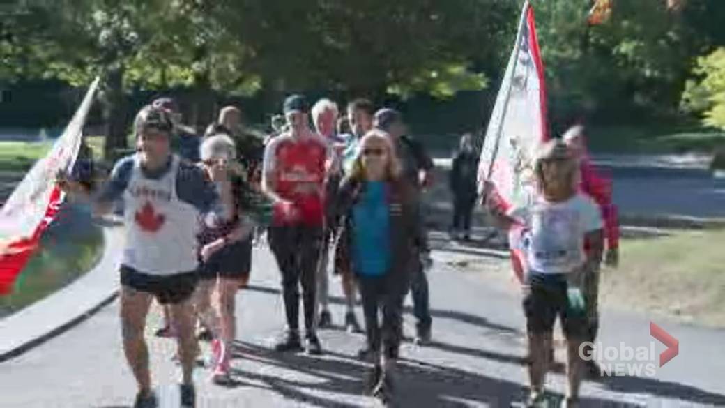 Click to play video: 'Montreal Cancer Survivor Completes 41st Terry Fox Run Honoring His Hero'