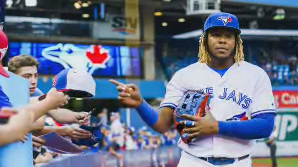Click to play video: 'Toronto Blue Jays take on the New York Yankees in a pivotal series of games'