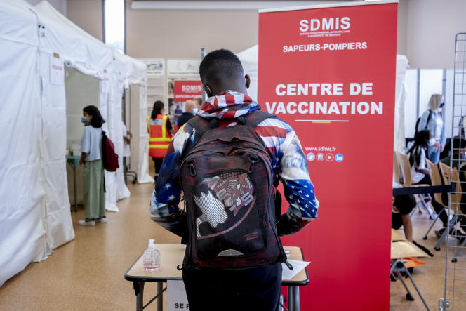 Vaccination day against Covid-19 at Jacques-Brel high school in Vénissieux (Rhône), September 9, 2021.