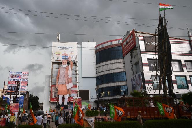 The image of Narendra Modi in front of a shopping center on the occasion of the celebrations of the 71st birthday of the Indian Prime Minister, in Allahabad (India), on September 17, 2021.