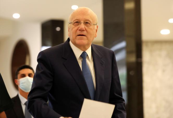Lebanese Prime Minister Najib Mikati upon his arrival at the presidential palace on Friday, September 10.