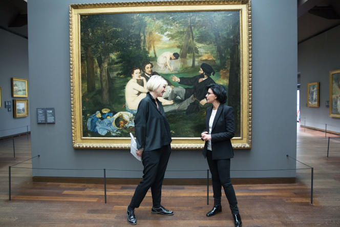 Maïtena Biraben and Rachida Dati at the Musée d'Orsay, in Paris, in the program “Déconfinés!  », On LCP.