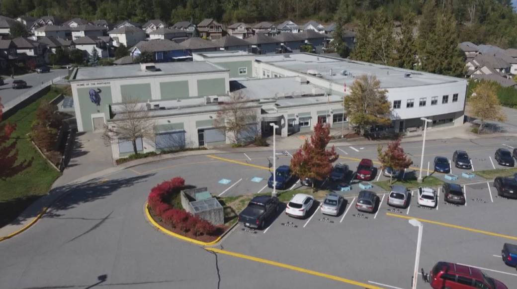 Click to Play Video: 'COVID-19 Outbreak Forces Chilliwack Elementary School Closing'