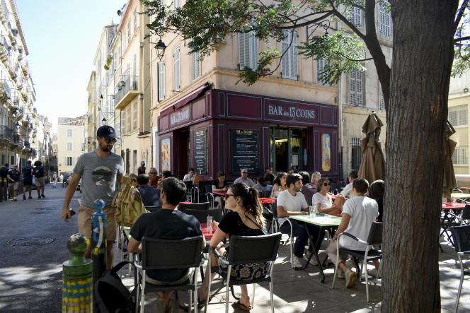 “When you arrive here, you tell yourself that nothing is expensive”: Parisians are infatuated with Marseille