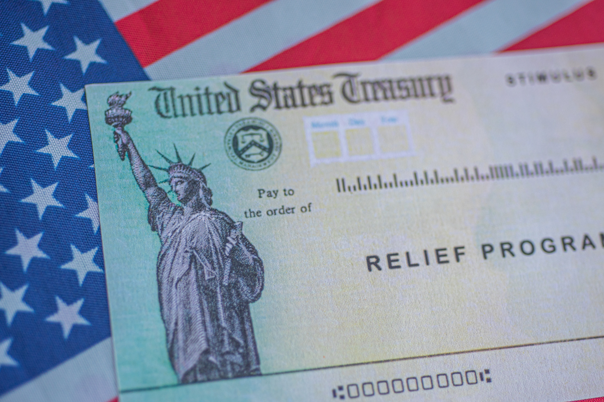 More than half a million people have received checks for $ 600