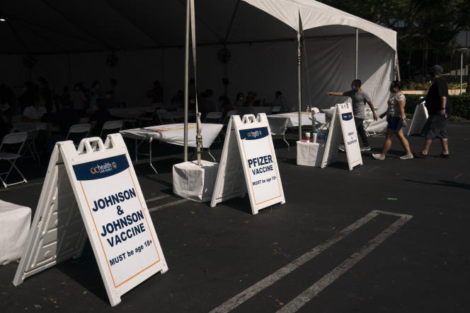 The entrance to a vaccination clinic, installed in the parking lot of a mutual health insurance company, in Orange, California, August 28, 2021.