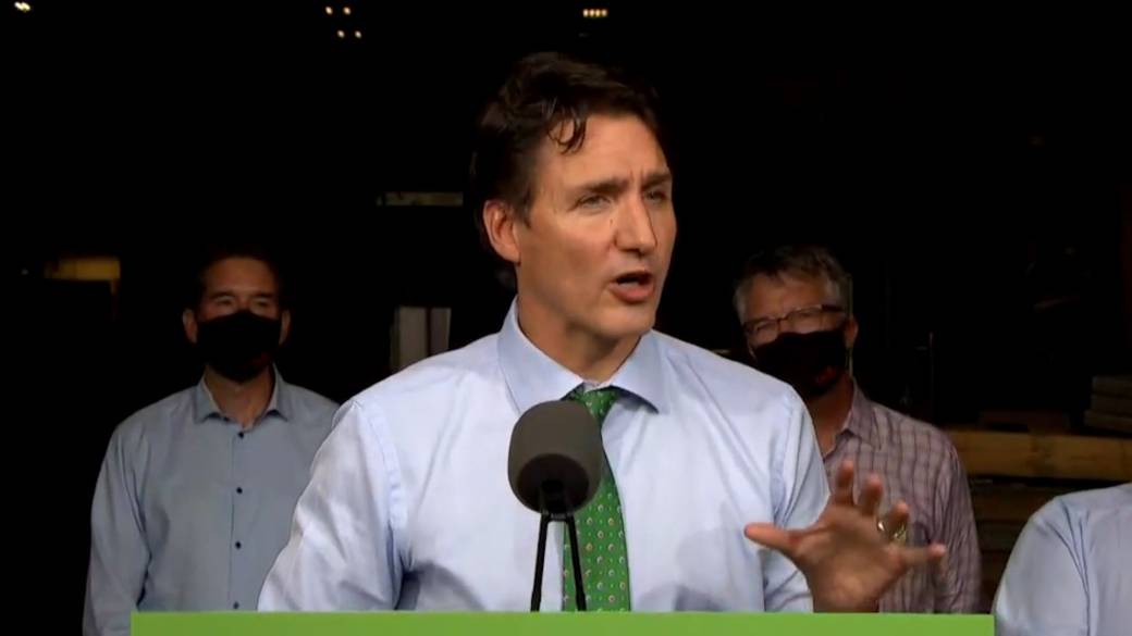 Click to play video: 'Canadian Elections: Trudeau Defends His Stance on COVID-19 After Protesters Disrupt Campaign'