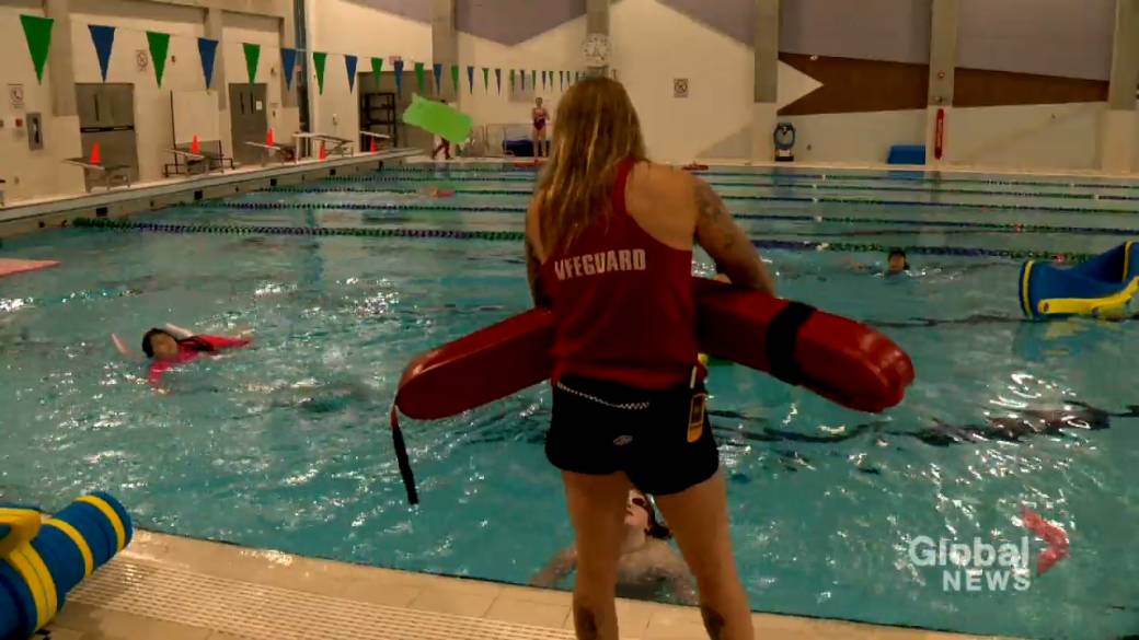 Click to play video: 'Alberta Pools Fight for Lifeguard and Swim Instructor Positions'