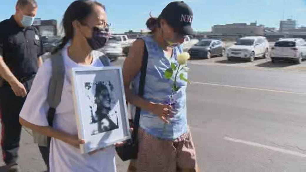 Click to play video: 'Vigils mark' Sisters in Spirit Day 'for Missing and Murdered Indigenous Women'