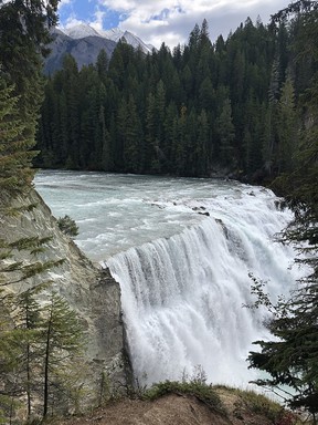 Wapta Falls is a waterfall on the Kicking Horse River located in Yoho National Park.