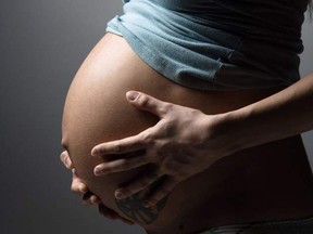 070616-pregnant_woman.jpg-0707_tourism_birth-W.jpg