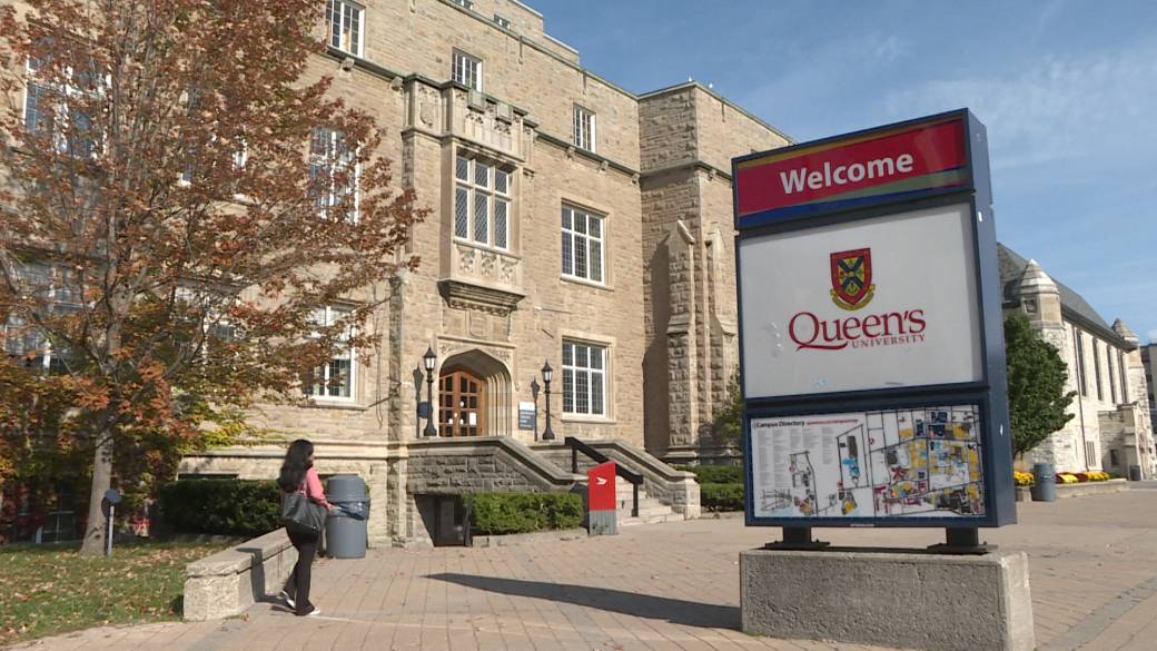 Click to play video: 'Queen's University Opens Wallet to Help Kingston Cover the Budgeted Cost of Keeping an Eye on Campus Parties.'