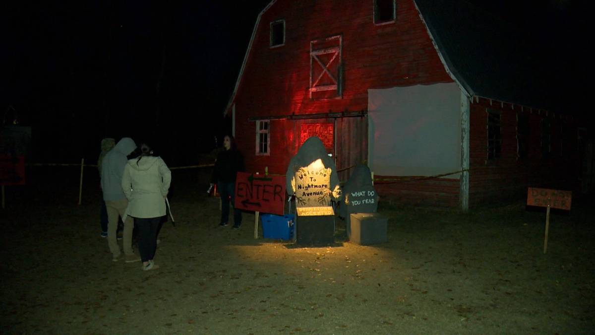 Click to play video: 'Saskatchewan Haunted House Provides Top-Notch Scares for Halloween Enthusiasts'