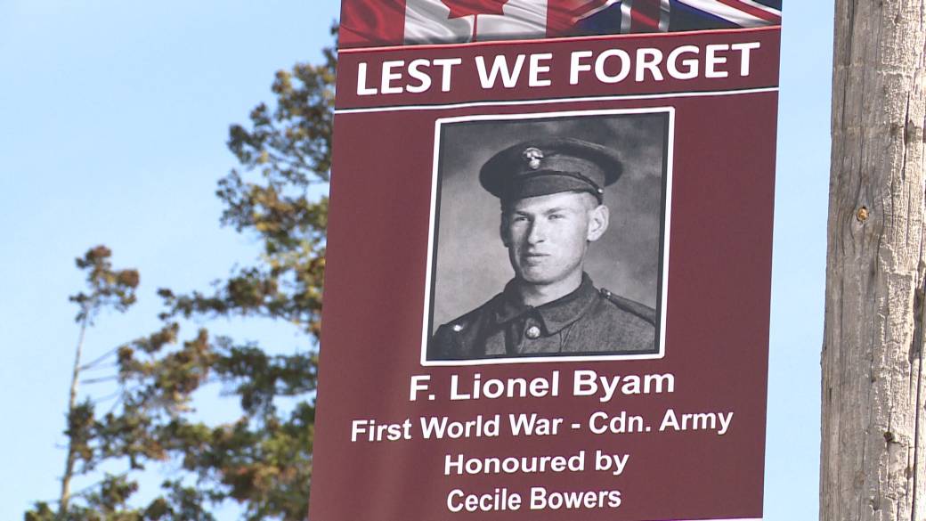 Click to play video: 'Posters honor Veterans in Clarington, Ontario.'