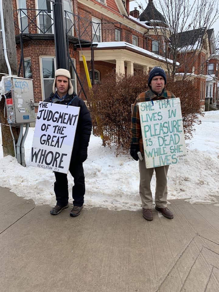 Click to play video: 'Two Men Arrested After Shouting Hateful Comments at Women at Queen's University'