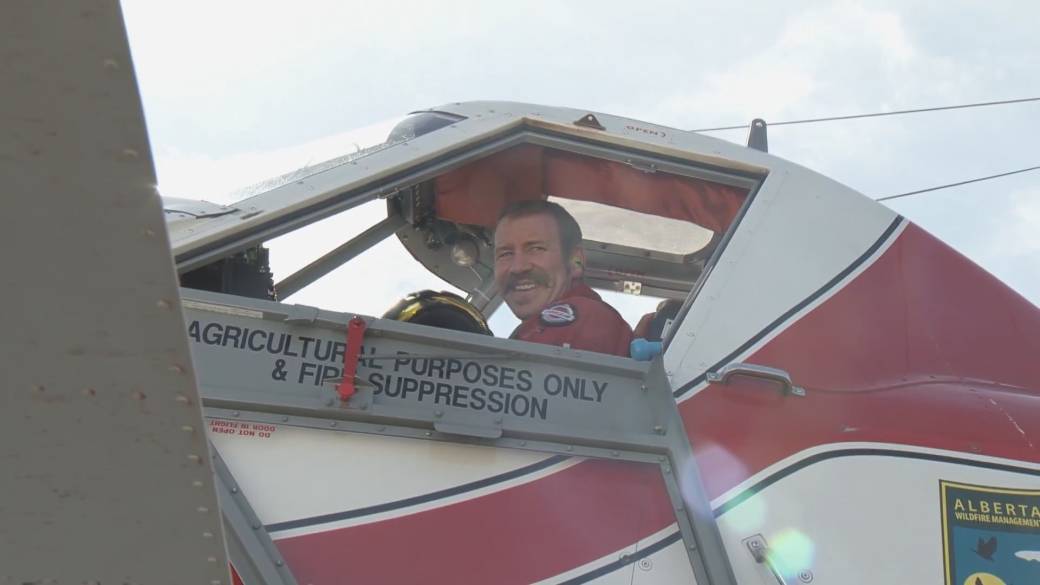 Click to play video: 'This Is BC: Pilots Return Home From The Front Lines Of Wildfires'