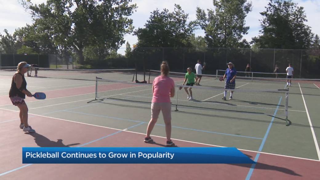 Click to play video: 'Pickleball experiences popularity surge in Calgary'