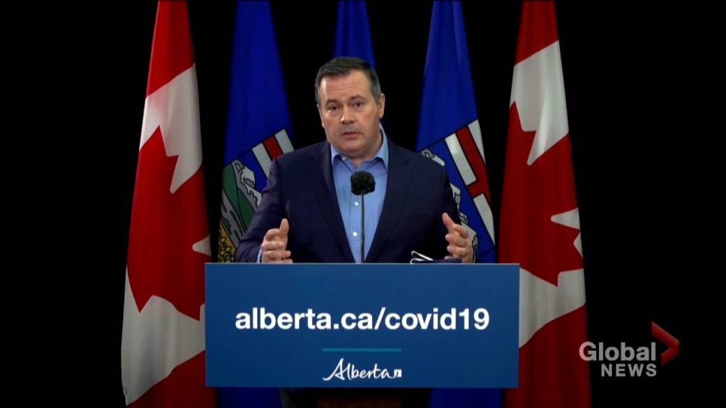 Click to play video: 'Kenney defends his government's response to COVID-19 after criticism'