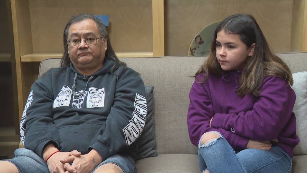 Click to play video: 'Human Rights Complaint Filed After Indigenous Man and Granddaughter Handcuffed Outside British Columbia Bank'