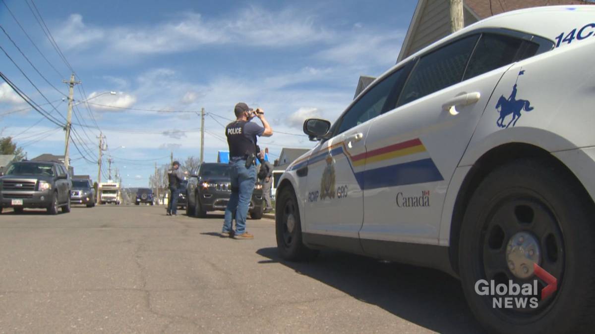 Click to play video: 'NB RCMP high official analyzes the impacts of the pandemic'