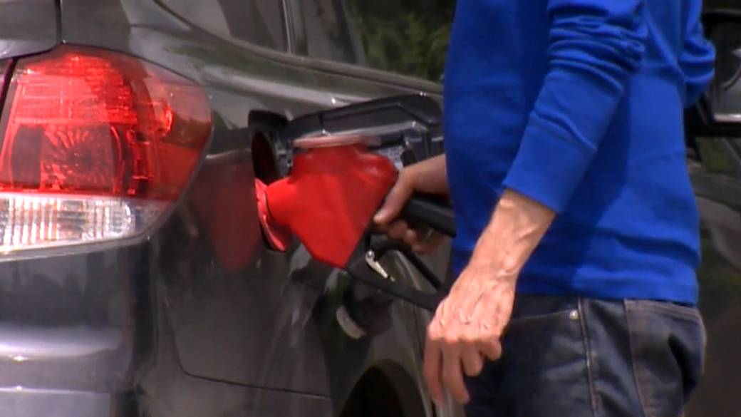 Click to Play Video: 'What's Driving Canada's Gas Prices Rise?'