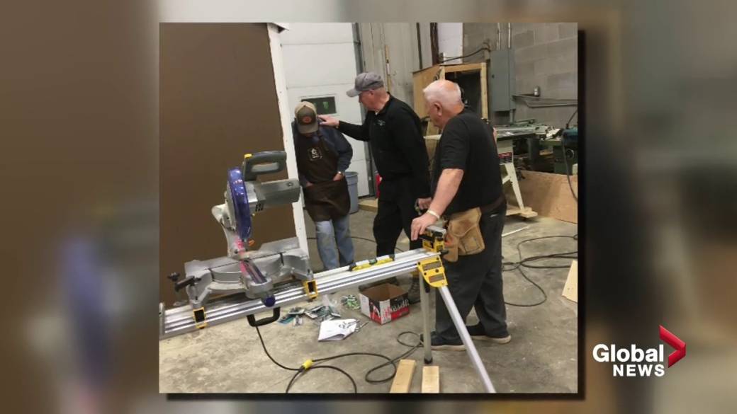 Click to play video: 'How a men's shed in northern Alberta is helping men cope with isolation and loneliness'