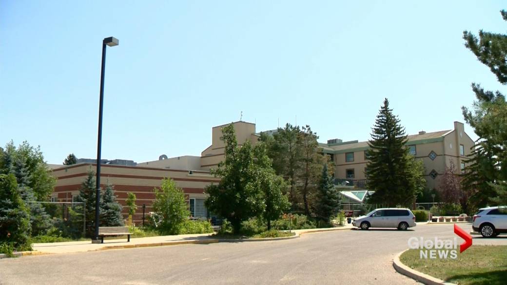 Click to Play Video: 'More COVID-19 Outbreaks in Saskatchewan Nursing Homes'