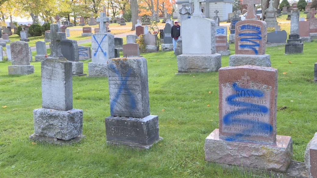Click to play video: 'Another case of vandalism in a cemetery, this time in the city of Belleville'