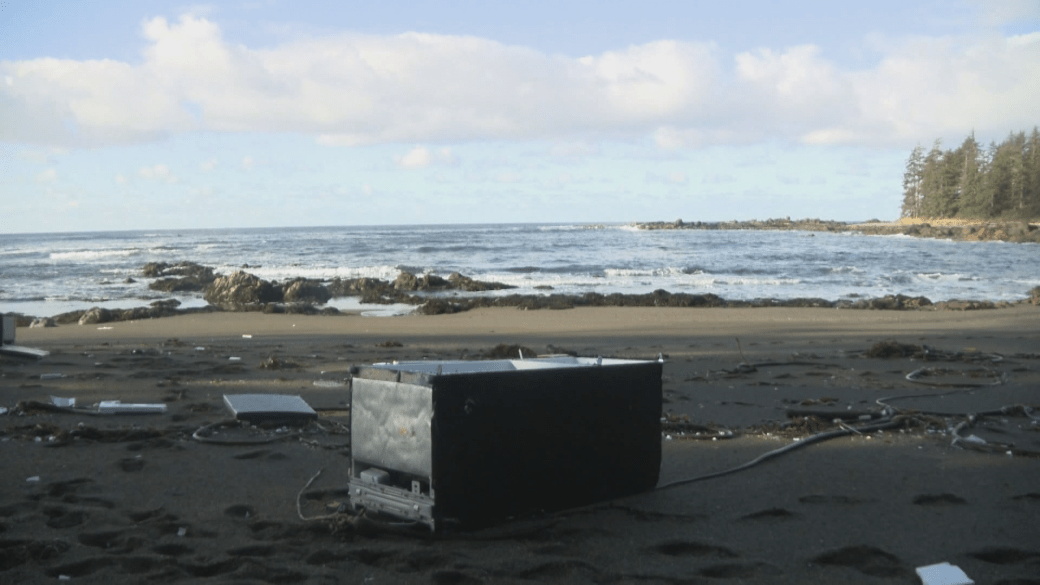 Click to Play Video: 'MV Zim Kingston Containers Wash Ashore Off North Vancouver Island'