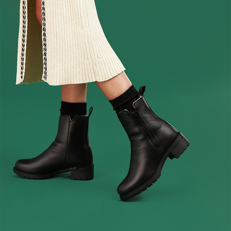 Maguire winter boots in black leather 