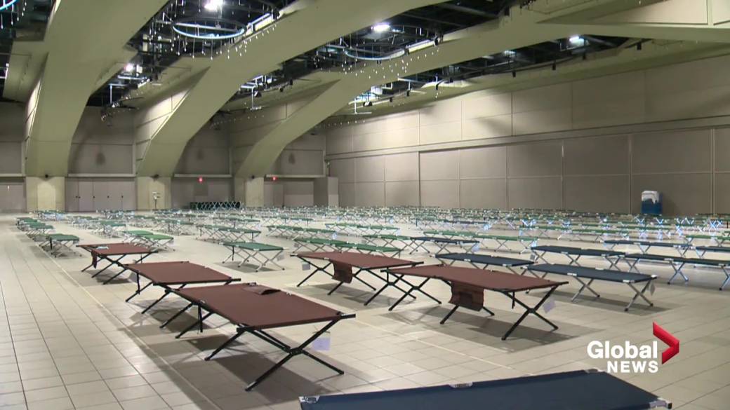 Click to play video: 'COVID-19 Patient Speaks Out Concerns at Edmonton Convention Center'