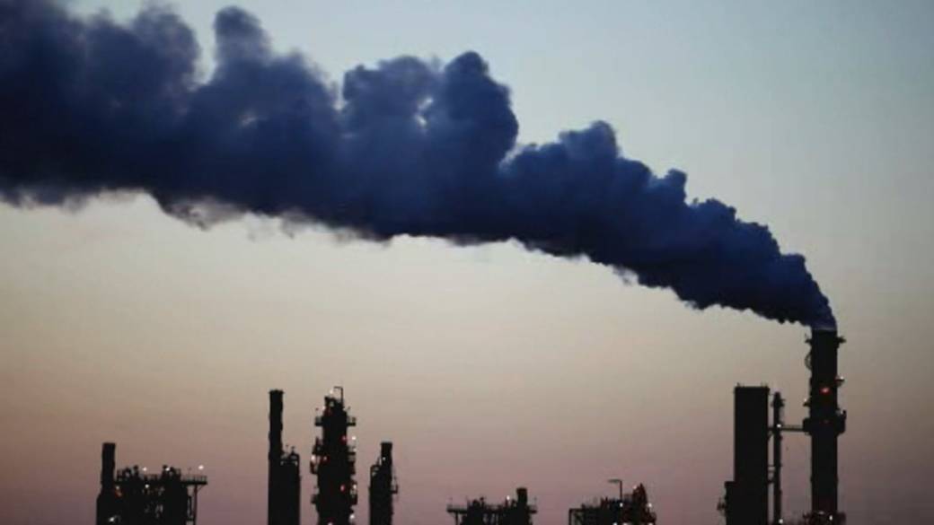 Click to play video: 'Report: Canada to Fall Short on Carbon Emissions Targets'