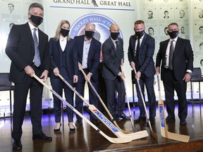 Hockey Hall of Fame 2020 Members (pictured, left to right) Players Doug Wilson, Kim St-Pierre - Team Canada, Kevin Lowe, Jarome Iginla, Marian Hossa and Ken Holland for the Constructors category on Friday, November 12 2021. Jack Boland / Toronto Sun / Red Postmedia