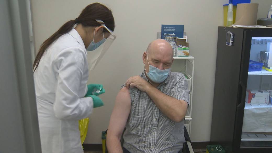 Click to play video: 'BC to get Johnson & Johnson vaccine, expand vaccination mandate'