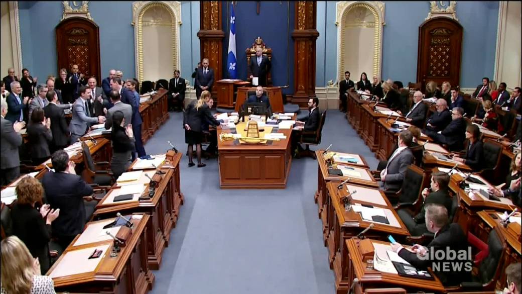 Click to play video: 'EMSB clashes with Quebec over bill 21 court battle'