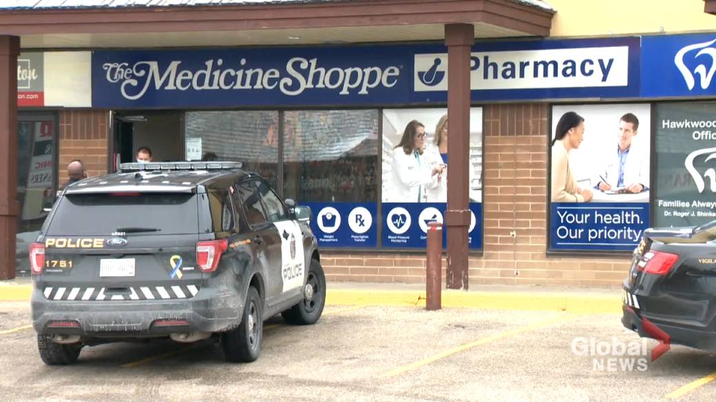 Click to Play Video: 'Calgary Pharmacists Fearful After Series of Robberies'