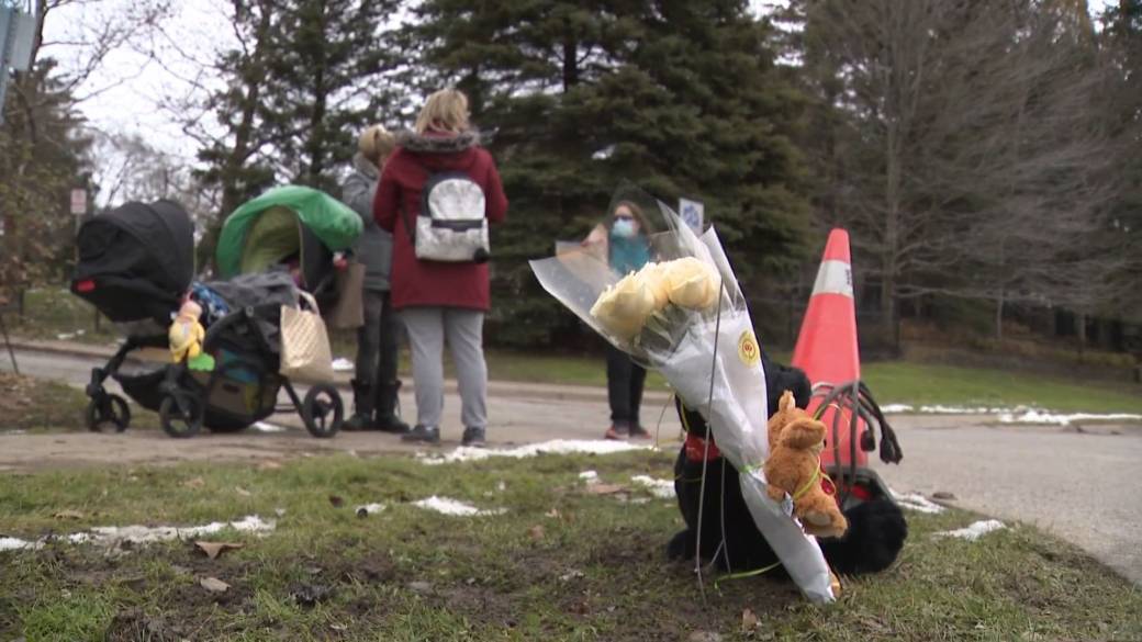 Click to play video: 'London, Ontario mourns death of 8-year-old girl hit by car'