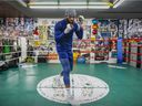 Marcus Browne trains at the Hard Knox gym in Montreal on Monday, December 13, 2021 for his next fight against Artur Beterbiev.