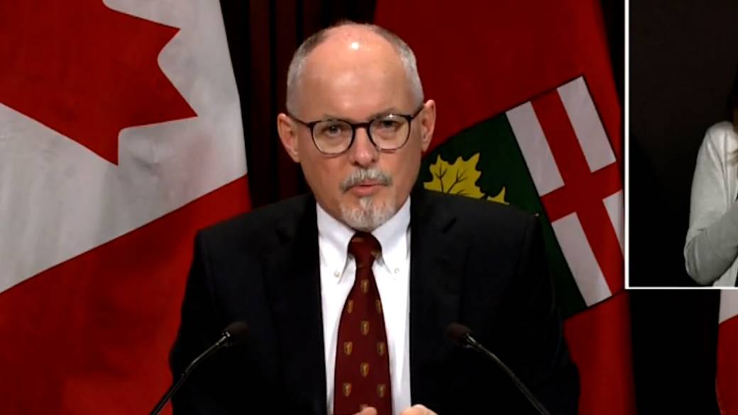 Click to play video: 'Ontario will prioritize rapid access to testing for' high-risk contact healthcare workers 'if supply is limited'