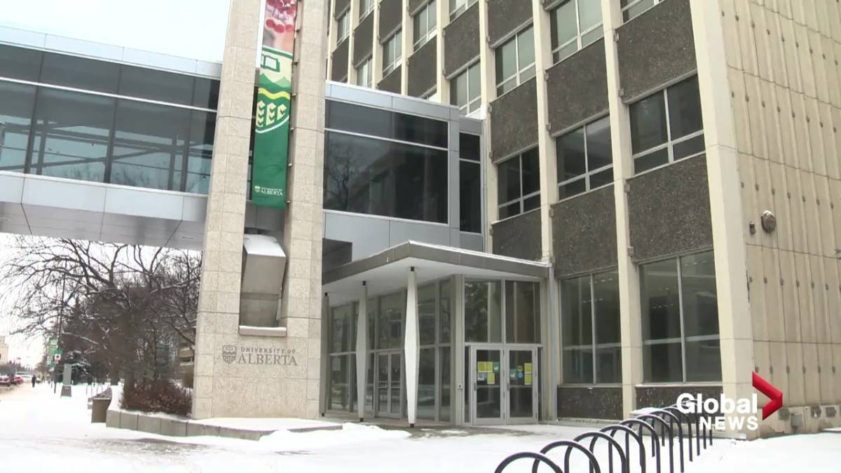 Click to Play Video: 'Alberta Universities Come Back Online As COVID-19 Omicron Cases Rise'