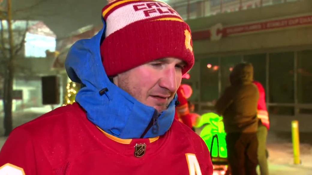 Click to Play Video: 'Calgary Flames Alumnus Curtis Glencross on Helping an Alberta Woman Who Run Over a Deer on the Road'