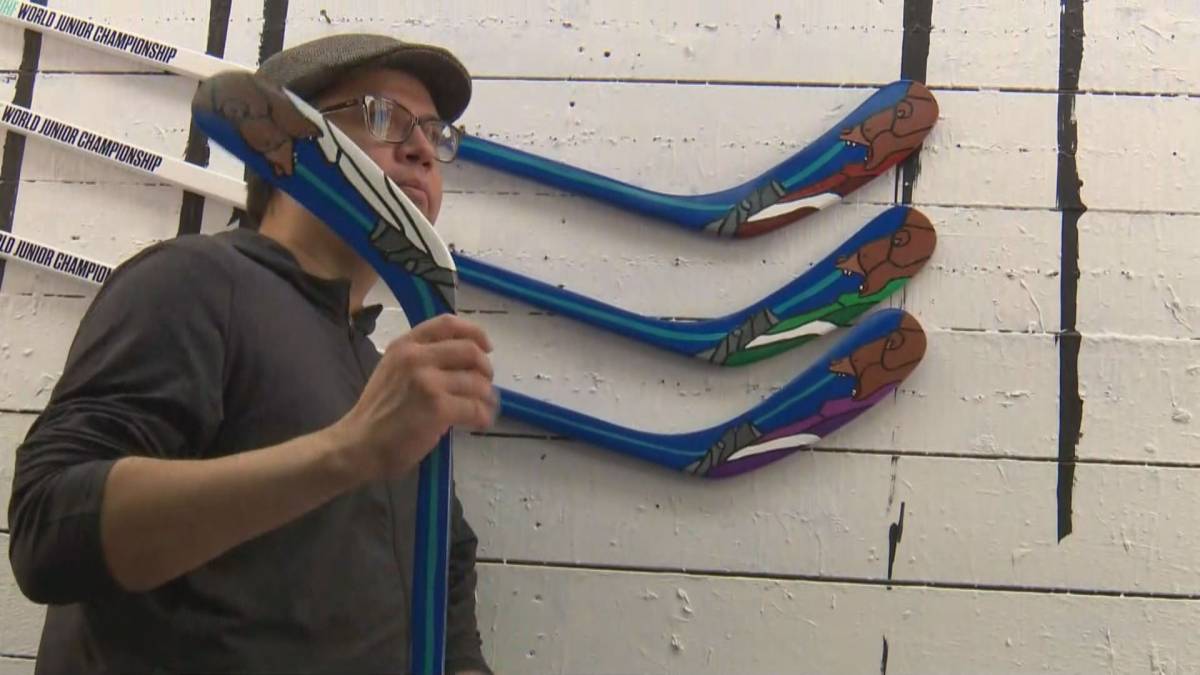 Click to play video: 'Canmore-based artist to perform at World Juniors'