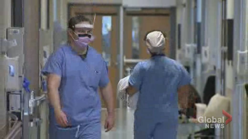 Click to play video: 'COVID-19: More healthcare workers in NB get sick'