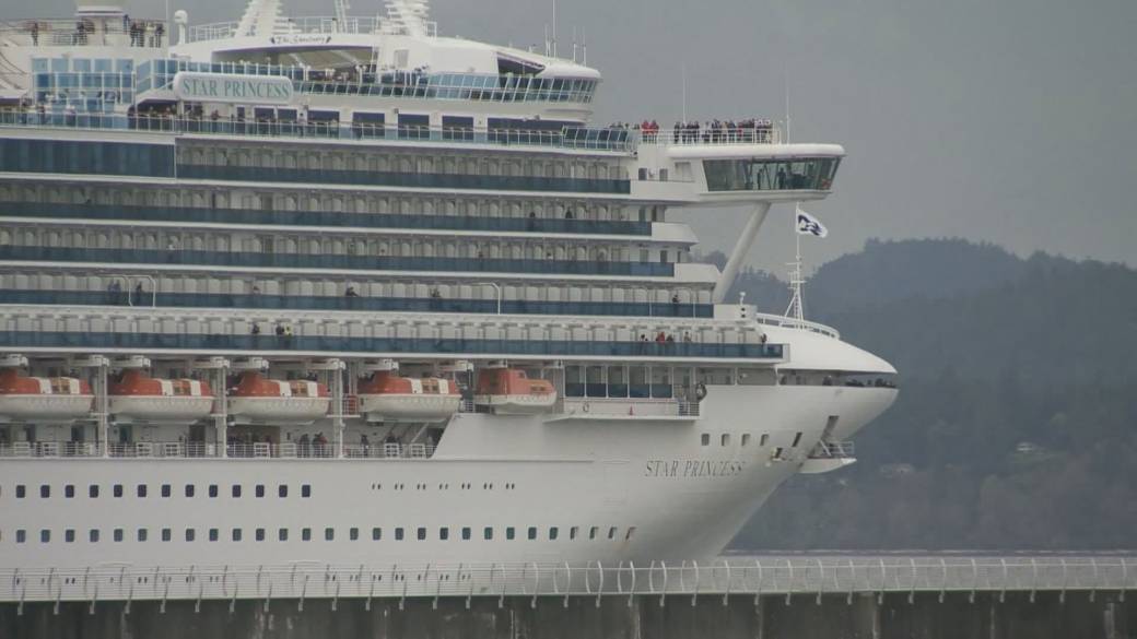 Click to Play Video: 'Alaska Politicians Want Cruise Ships Bypassing Canadian Ports'