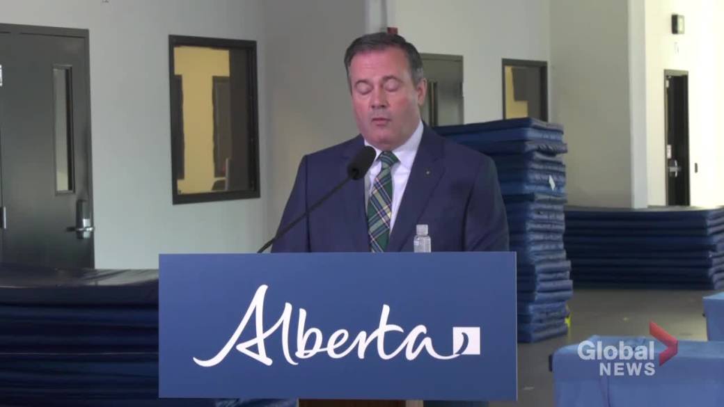 Click to Play Video: 'Alberta Homeless Women's Shelters Get a $ 21.5 Million Boost This Winter'