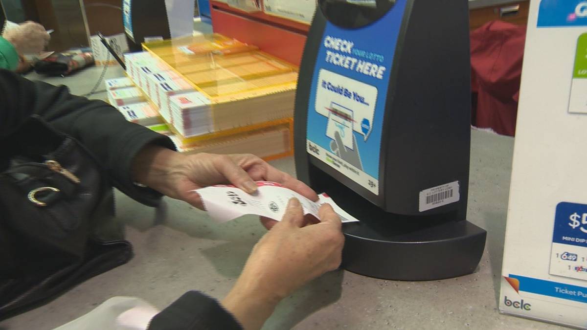 Click to play video: 'Lotto Max $ 70 Million Jackpot Ticket Bought In Burnaby'